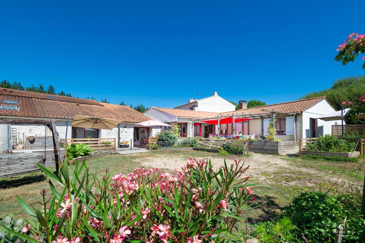 La Chevrerie Bed & Breakfast Vaire ภายนอก รูปภาพ