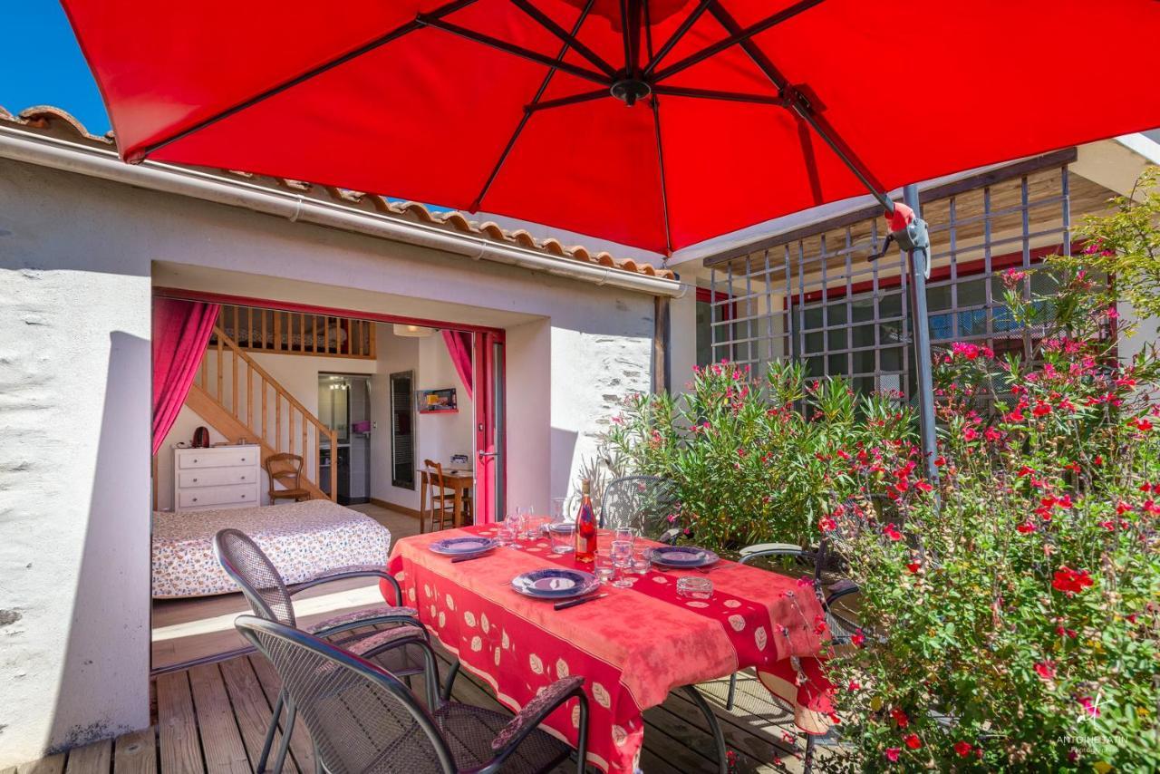 La Chevrerie Bed & Breakfast Vaire ภายนอก รูปภาพ